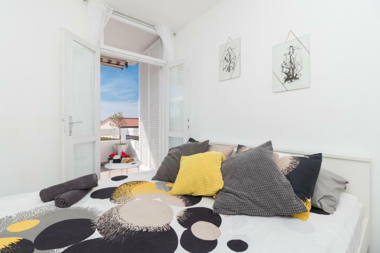 Apartman Roko Petrcane Eksteriør bilde