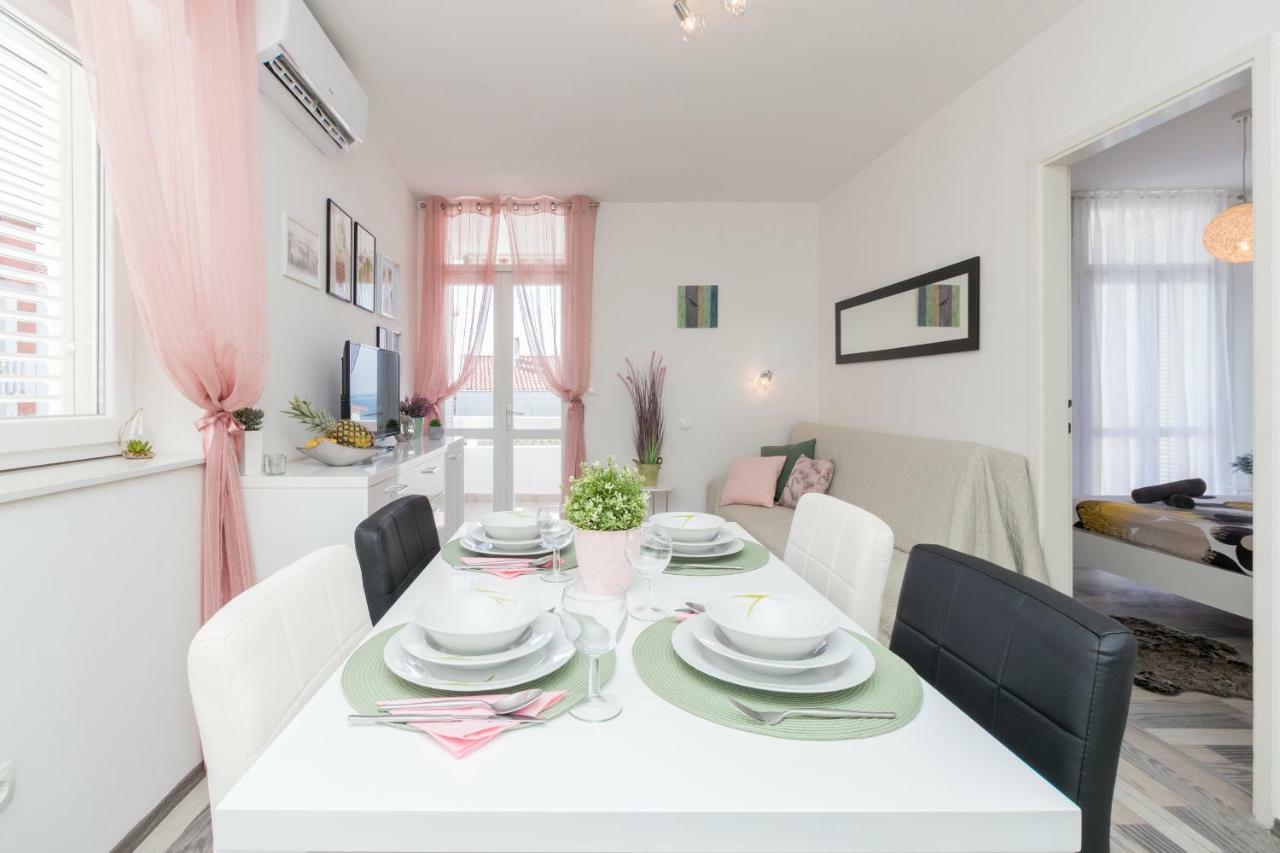 Apartman Roko Petrcane Eksteriør bilde