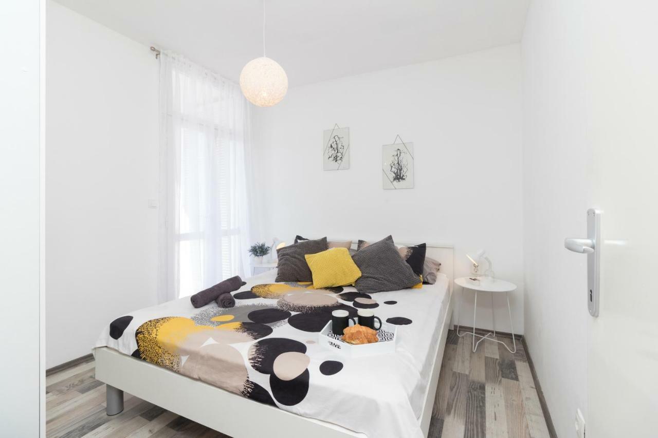 Apartman Roko Petrcane Eksteriør bilde