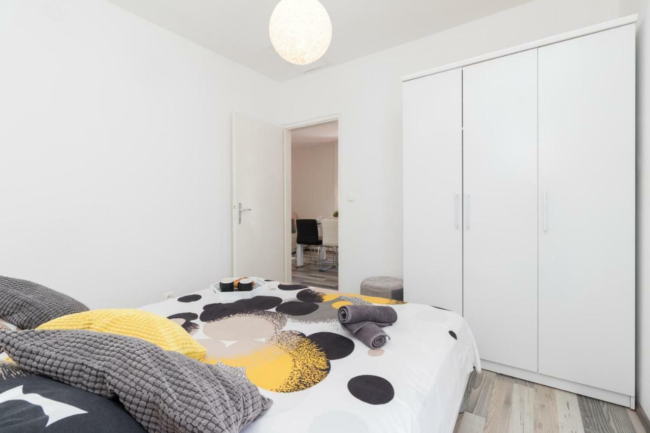 Apartman Roko Petrcane Eksteriør bilde